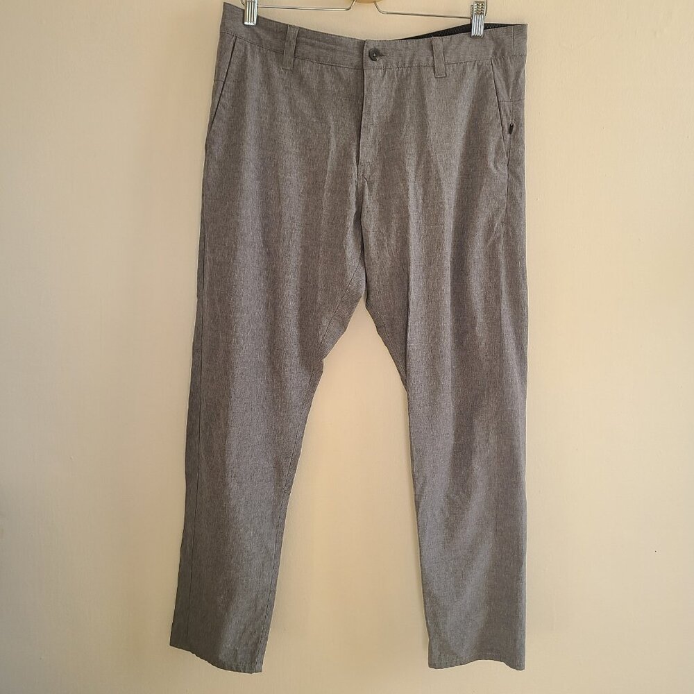 Vuori Mens Gray Aim Pants Performance Lightweight Chino size 34
